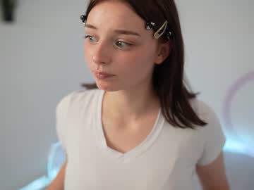 girl floret_joy image #5436807