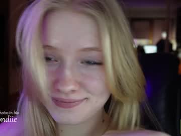 girl bestblondiiecb image #3824896