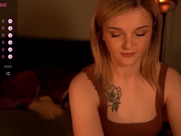 girl lucydelovely image #5569291