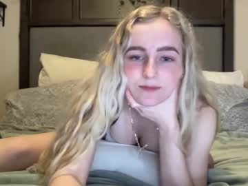 girl peachezzs image #1792058