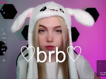 girl small_blondee image #4280941