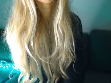 girl pervyblonde image #940444