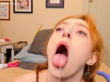 girl beckthetongue image #3564321