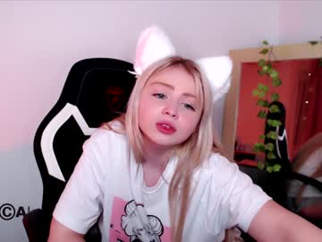 girl shy_blondiee image #3698598