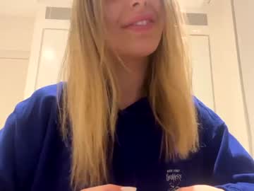 girl blaireisback image #4511416