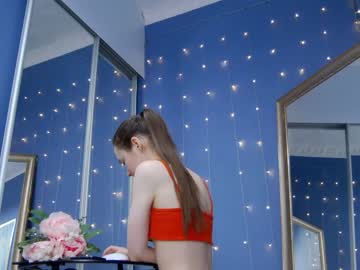 girl kriskras__ image #6031465