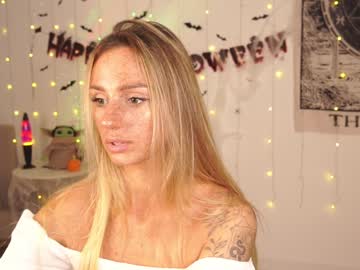 girl artease image #5551254