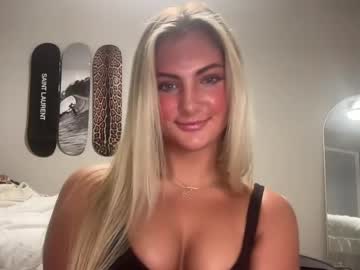 girl lovelyaveryy image #6986343