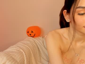 girl juliepenningtona image #5575494