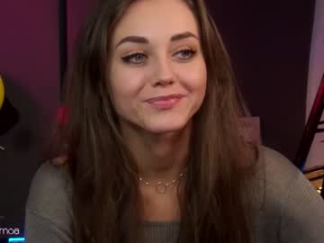 girl lettymoa image #4494274