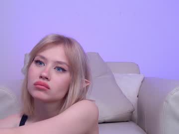 girl shycinderella image #1231101