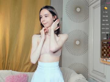 girl happiness_call image #5580377