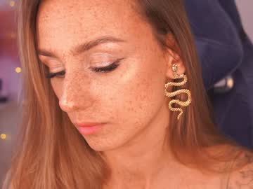 girl artease image #4238664