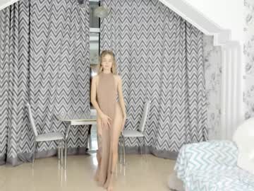 girl infinite_reality image #1159211