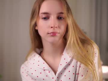 girl flairbuffkin image #7019538