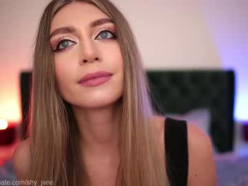 girl shy_jane image #5541556