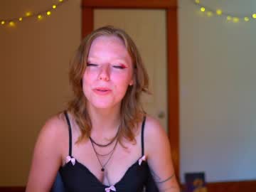 girl crimsonxrapture image #2206418