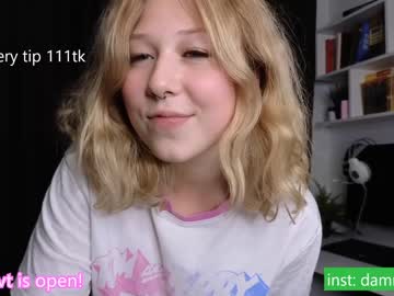 girl lottie_shine image #5559701