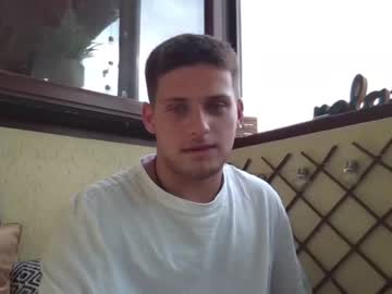 man roberto_twink1 image #4675290