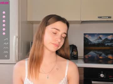 girl emilybrowne image #3823373