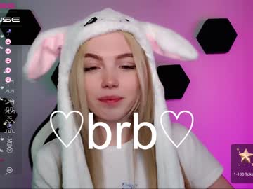 girl small_blondee image #4297252
