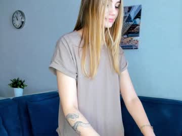 girl crystalrober image #3680070