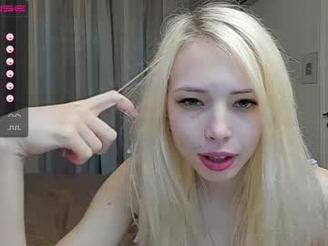 girl heyshotup image #3143992