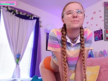 girl emmasky69 image #4992294