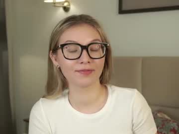 girl gillianelletson image #6999153