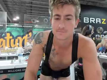 couple ryanrailer image #2220168