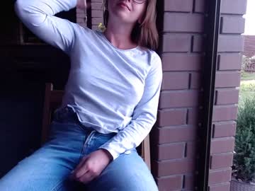 girl juicy_peach88 image #2133593