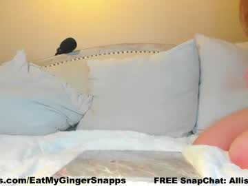 girl eatmygingersnapps image #6241626