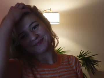 girl internet_famous image #2583469