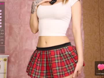 girl welcome2pleasureland image #3336095