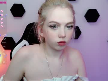 girl small_blondee image #4045829