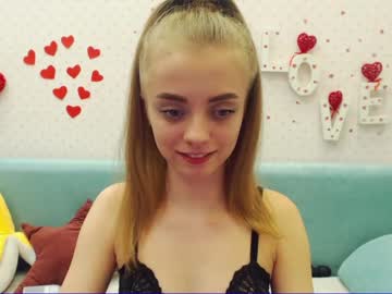 girl minihollyq image #1072139