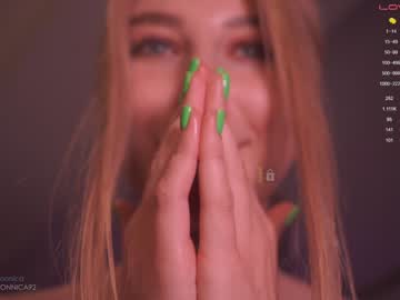 girl bronnica image #1932488