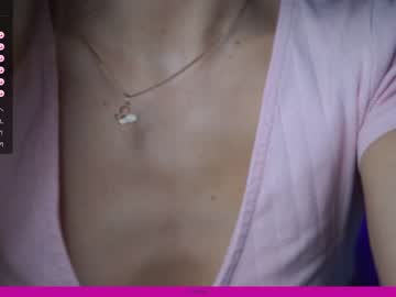 girl angels_kiss image #5379537
