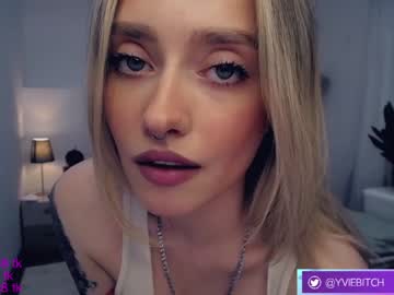 girl _yvie_ image #4403792
