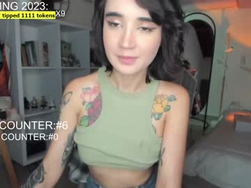 girl lonelly_lolly98 image #5927366