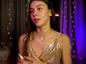 girl nika_lodge image #6012851