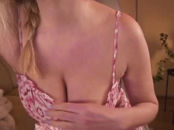 girl saltedhoney image #3949005