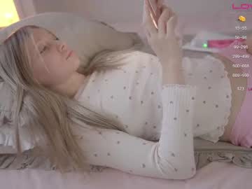 girl pureangeldolores image #6032156