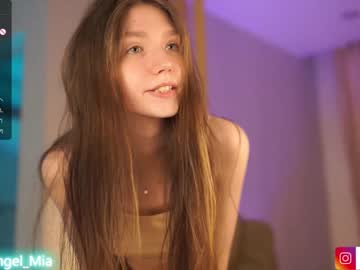 girl angels_kiss image #5256792