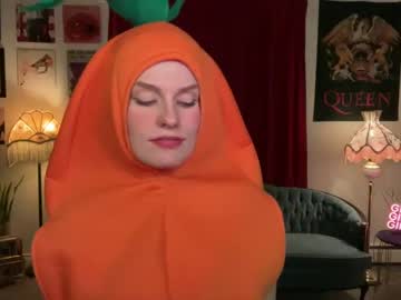 girl bigredcarrott image #4930251