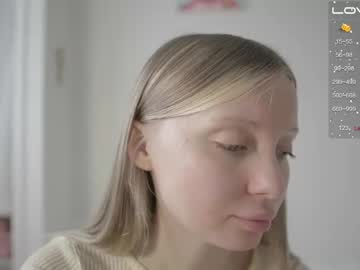 girl pureangeldolores image #5945417