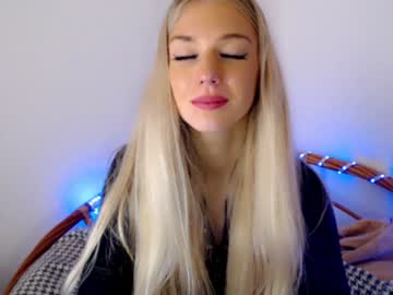 girl pervyblonde image #1851894