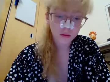 girl blonde_katie image #6320555