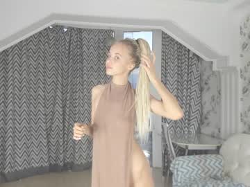 girl infinite_reality image #1805606