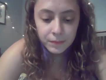 girl kbitchy image #836733